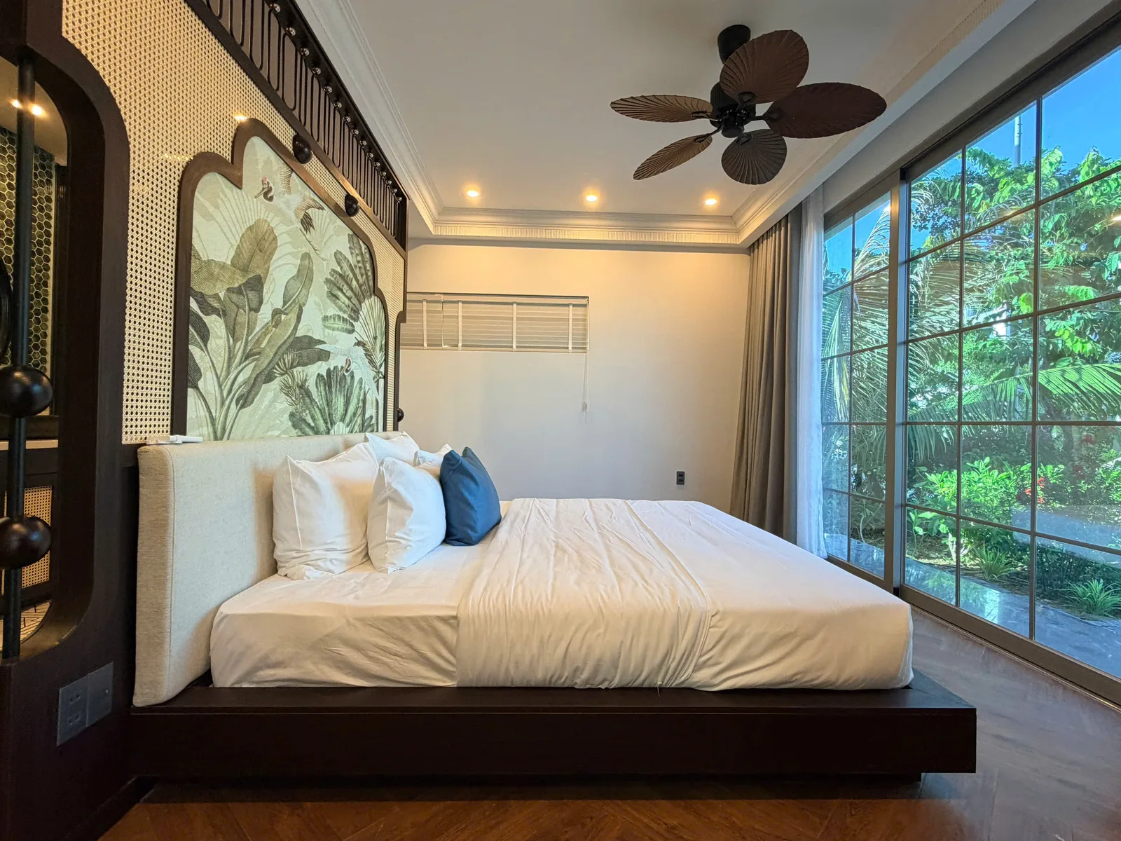 BT4-11 Regal Victoria — 5 Bedroom Villa with Pool - photo 13