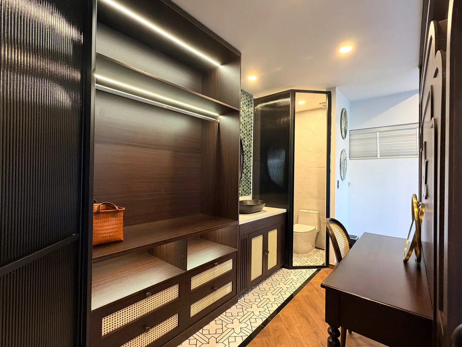 BT4-11 Regal Victoria — 5 Bedroom Villa with Pool - photo 18