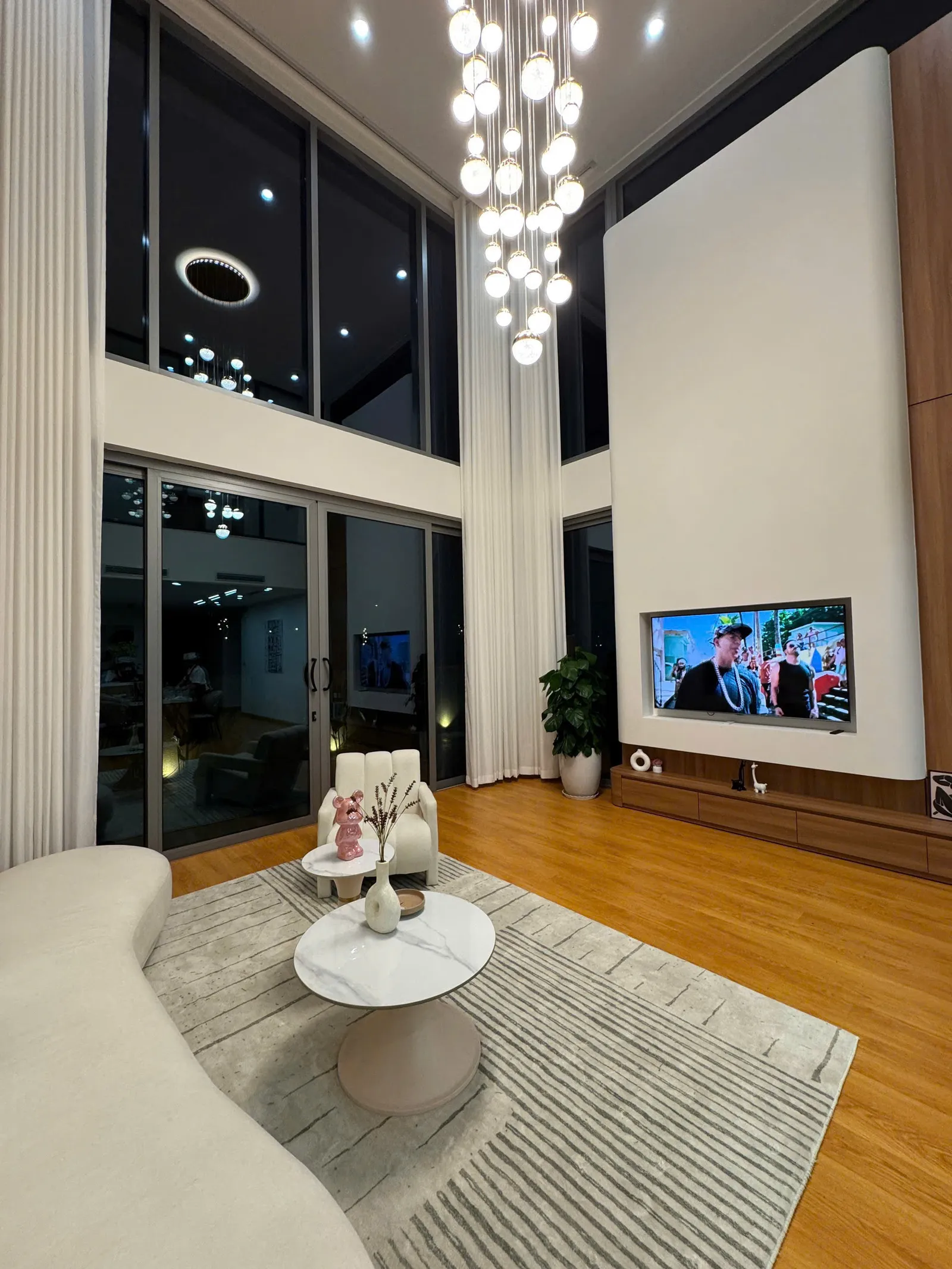 BT4-4 Regal Victoria — 4 Bedroom - photo 6