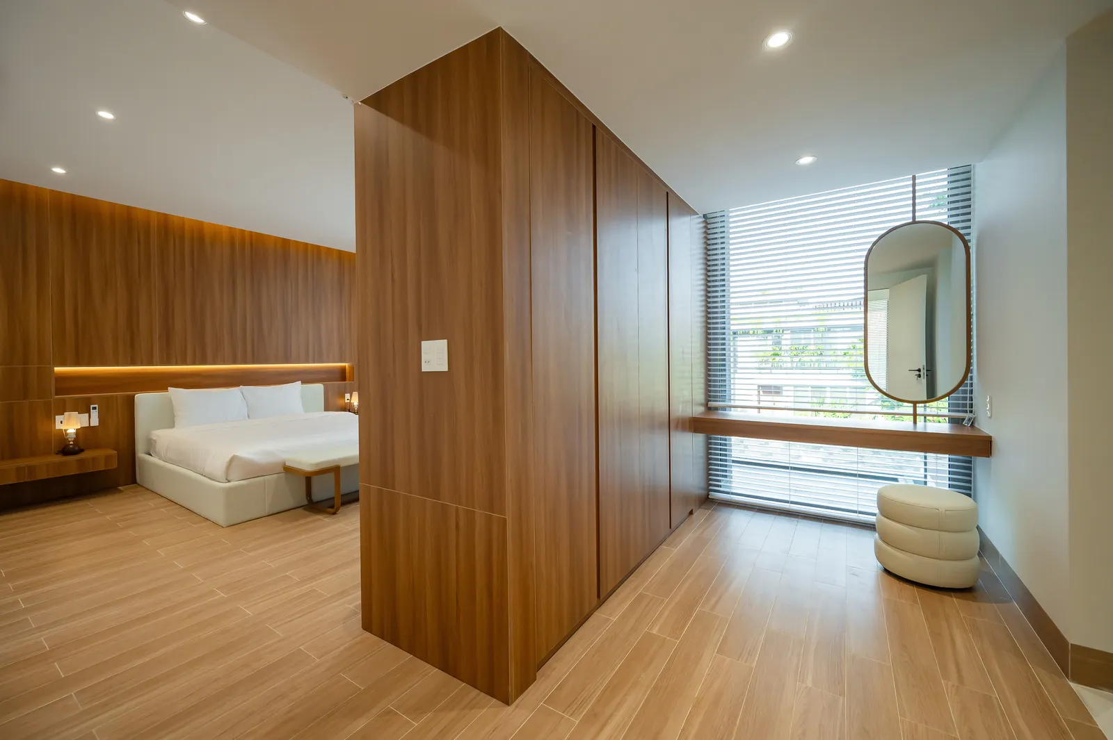Sun Flower Villa — 4 Bedroom (410 m²) - photo 25
