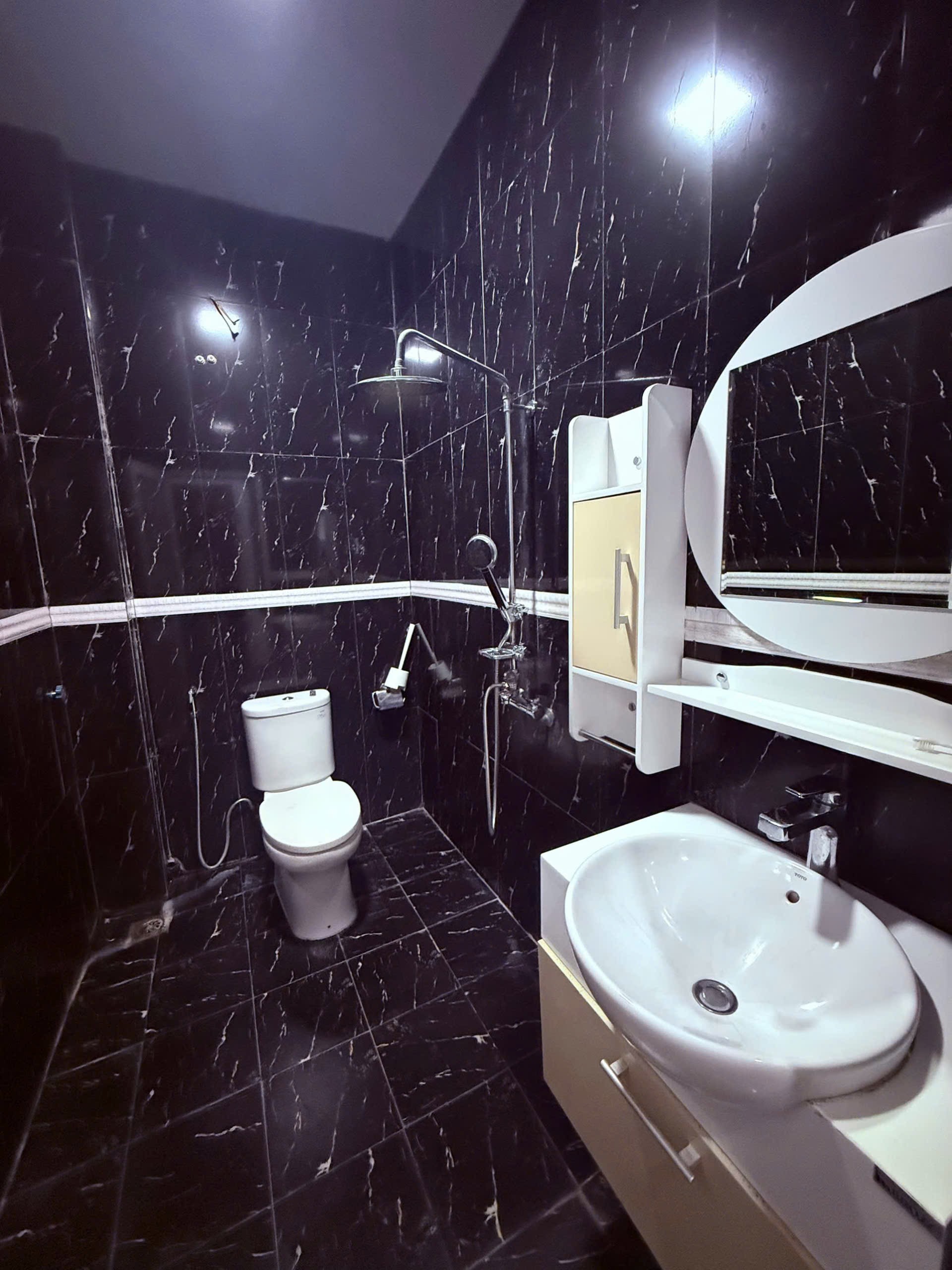 Nhà 3 tầng 4.8 tỷ phố Ngô Kính Thần, trung tâm Vĩnh Yên  — ảnh 4